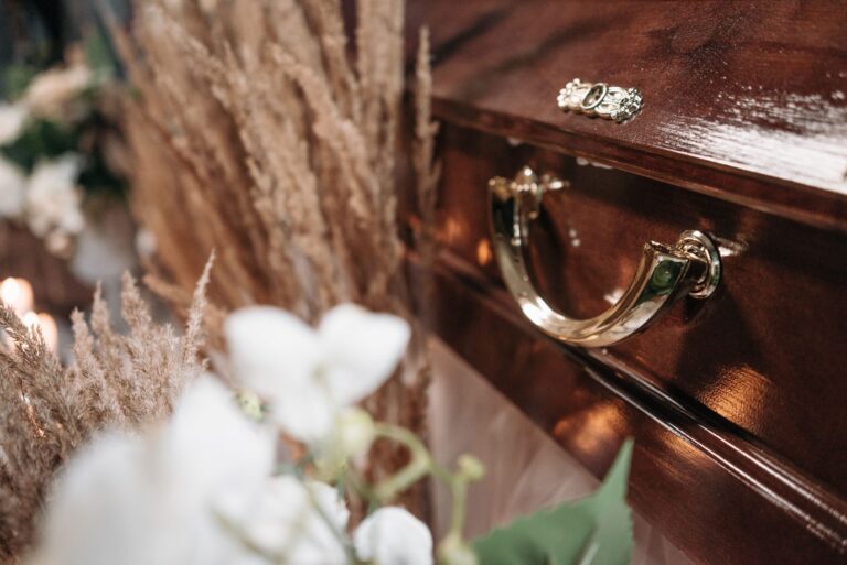 Right Funeral Home in Rapid City