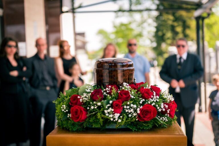 Memorial Service Ideas to Celebrate a Loved One’s Life 4 Memorial Service Ideas