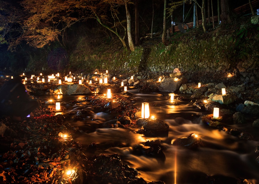Memorial Service Traditions and Modern Ways to Remember a Loved One 4 Memorial Services