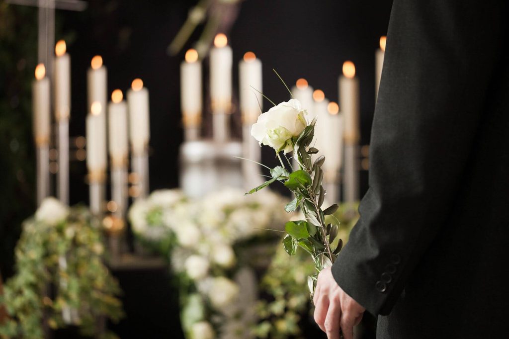 Funeral Reception Planning: Bringing Family and Friends Together After the Service 5 Funeral Reception