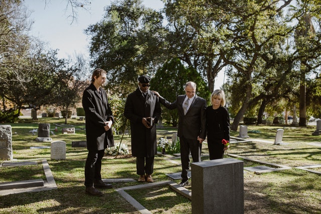 Funeral Reception Planning: Bringing Family and Friends Together After the Service 3 Funeral Reception